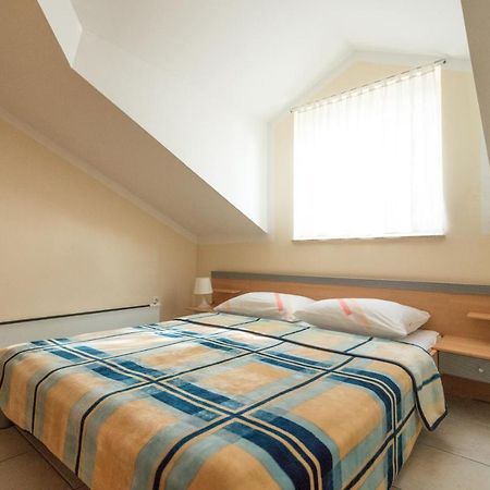Apartman Nena Turanj Dış mekan fotoğraf