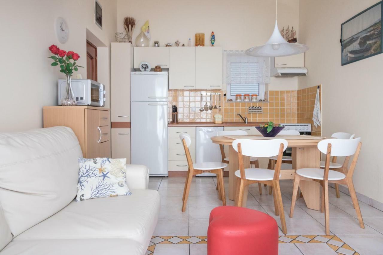 Apartman Nena Turanj Dış mekan fotoğraf