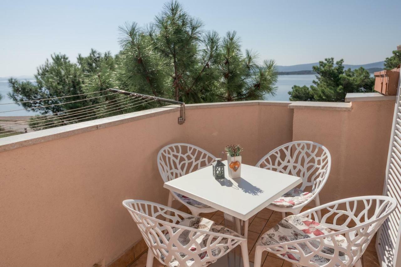 Apartman Nena Turanj Dış mekan fotoğraf