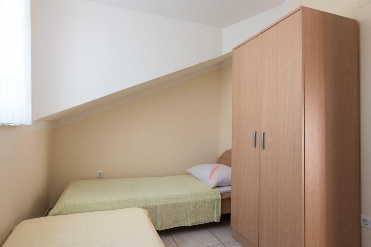 Apartman Nena Turanj Dış mekan fotoğraf